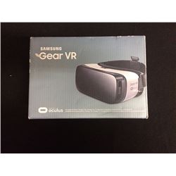 SAMSUNG GEAR VR POWERED BY OCULUS