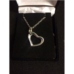STERLING SILVER NECKLACE W/ HEART PENDANT