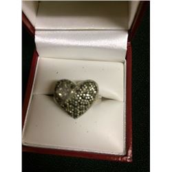 STERLING SILVER HEART SHAPED RING