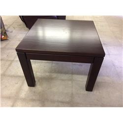 SOLID WOOD COFFEE TABLE