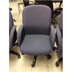 SWIVEL OFFICE CHAIR