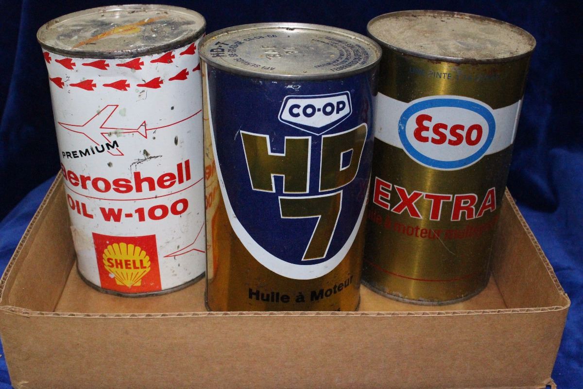Shell; Co-op and Esso Oil Cans