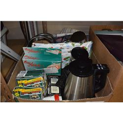 BOX OF HOUSEHOLD ITEMS