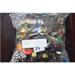 LARGE BAG OF ASSORTED JEWELLERY