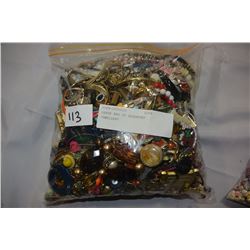 LARGE BAG OF ASSORTED JEWELLERY