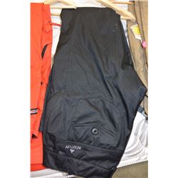 SIZE MEDIUM BURTON SNOWPANTS (BLACK)
