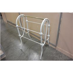 METAL TOWEL RACK