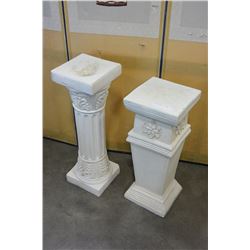 2 WHITE DECORATIVE PILLARS