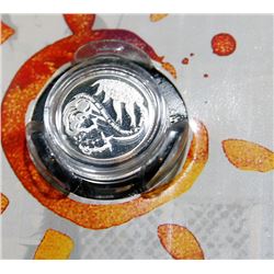 2001 Year of Volunteers 10 Cent Sterling Silver Coin - By RCM