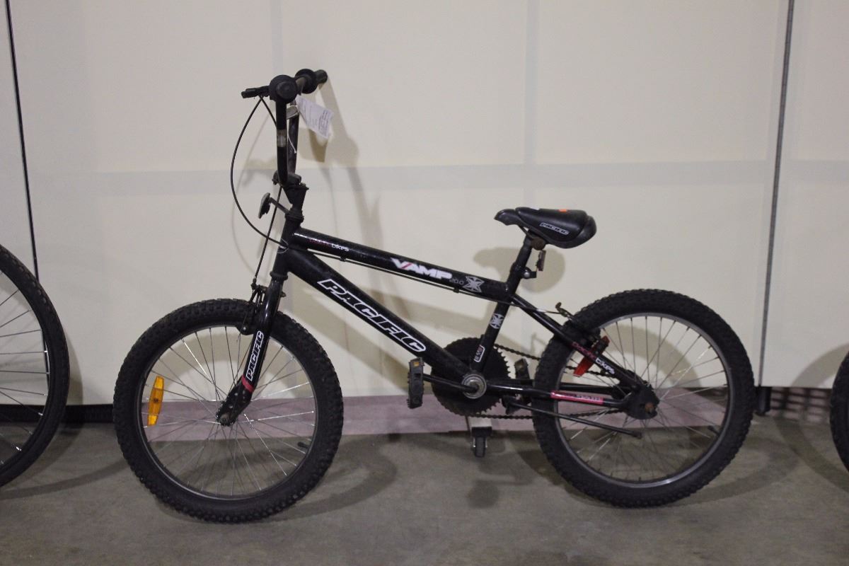 2 BIKES BLACK PACIFIC BMX BIKE GREY GRAVITY BMX BIKE 2 BIKES BLACK PACIFIC BMX BIKE GREY GRAVITY BMX BIKE