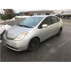 2004 TOYOTA PRIUS HYBRID VIN JTDKB22U640081946