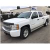 Image 1 : 2009 CHEVROLET SILVERADO, 4 DOOR PU, WHITE, VIN # 3GCEK13389G124635