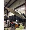 Image 2 : LARGE CANTILEVER PATIO UMBRELLA