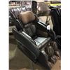 Image 2 : OSAKI OS-4000 GREY LEATHER ZERO GRAVITY HEATED RECLINING MASSAGE CHAIR