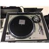 Image 2 : TECHNICS SL-1200MK5 DIRECT DRIVE TURNTABLE IN ROAD CASE