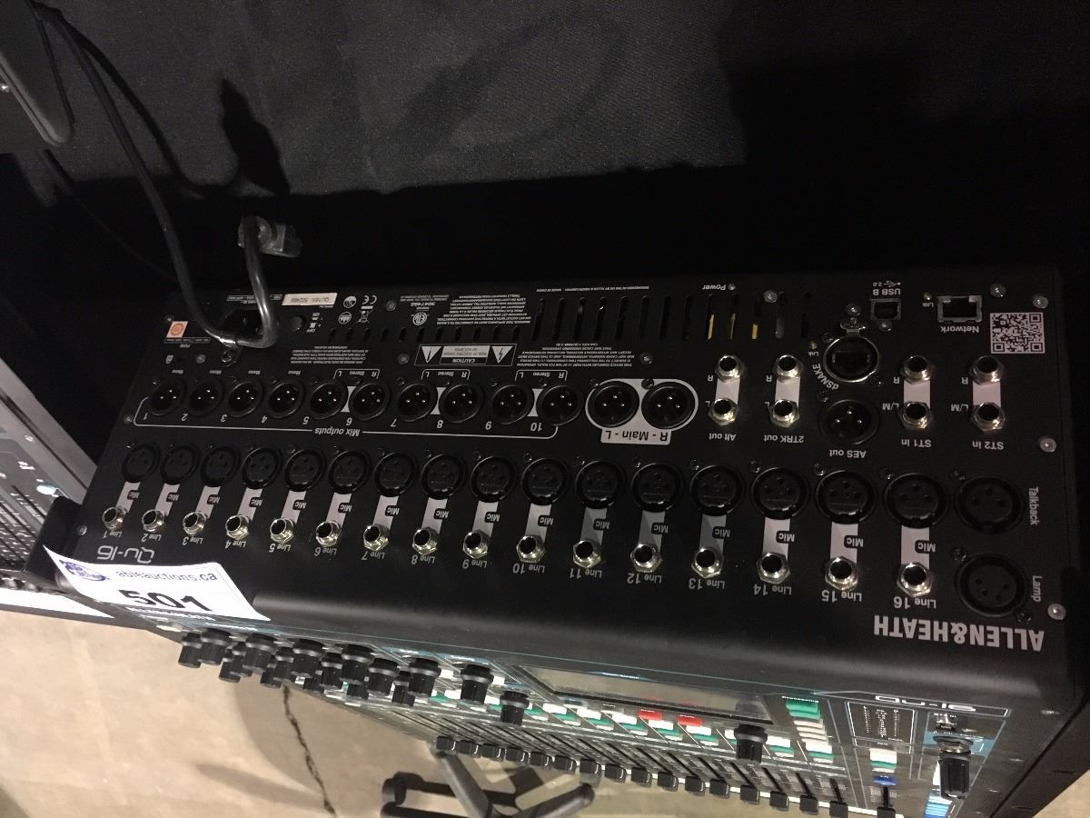 ALLEN & HEATH QU-16 16-CHANNEL RACK MOUNTABLE DIGITAL MIXER