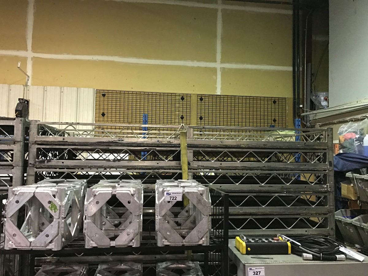 8FT X 4 FT X 8 INCH STAGE RISER - Able Auctions