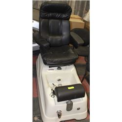 PEDICURE CHAIR WITH BUILT IN TUB