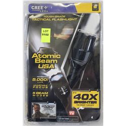 NEW TOP GRADE TACTICAL FLASHLIGHT