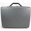 Image 1 : SAMSONITE HARD SIDE BRIEF CASE