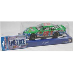 NEW NASCAR WINNERS CIRCLE BOBBY LABONTE DIE CAST