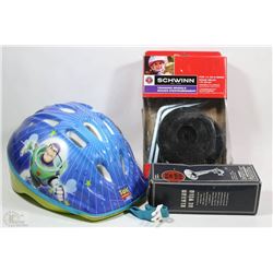 SCHWINN SET OF CHILDRENS TRAINING WHEELS W/HELMET