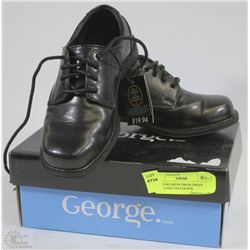NEW CHILDRENS DRESS SHOES (BOYS) SIZE13M COLOUR