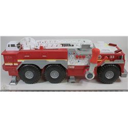 LARGE TONKA FIRE TRUCK (MAKES NOISE AND HOIST