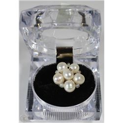 PEARL FASHION RING ADJUSTABLE SIZE