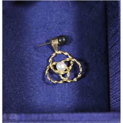 10 KT YELLOW GOLD PENDANT W/PEARL