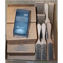 CASE OF WIRE BRUSHES AND ELECTRIC SCENT DISPENCERS