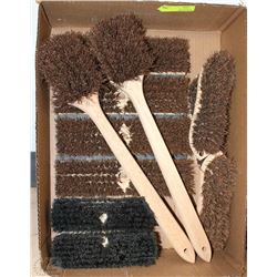 LARGE BOX OF ASSORTED BRUSHES AND HEADS ON CHOICE