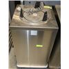 Image 1 : DINNER PLATE WARMER / DISPENSER