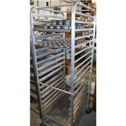 ROLLING BAKERS RACK