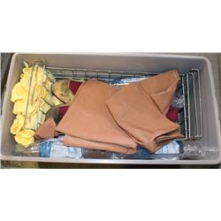 BOX OF MISC INCL WASH CLOTHS, OVEN MITTS, PLASTIC