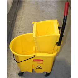 RUBBERMAID YELLOW MOP BUCKET