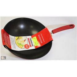 FABERWARE 11 INCH STIRFRY PAN