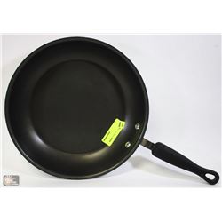 KITCHEN AID 12.5" SKILLET