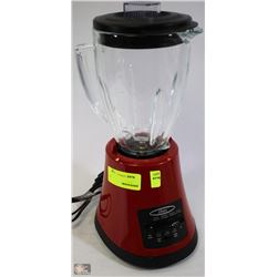 OSTER 700WATT BLENDER