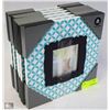Image 1 : LOT OF 6 PICTURE FRAMES SIZE 4 X 4