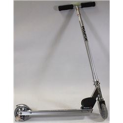 RAZOR ALUMINUM SCOOTER