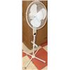 Image 1 : 3 SPEED OSCILLATING FLOOR FAN - WHITE