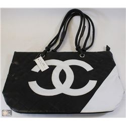REPLICA CHANEL PURSE WITH LARGE WHITE LOGO