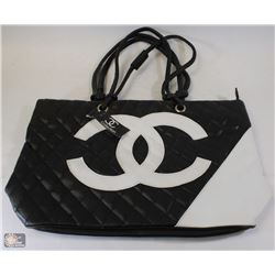 REPLICA CHANEL PURSE WITH LARGE WHITE LOGO