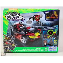NINJA TURTLES STREET STRIKE MEGA BLOKS SET