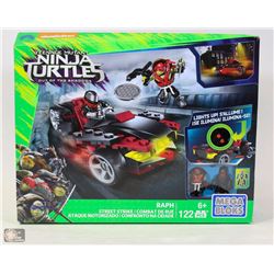 NINJA TURTLES STREET STRIKE MEGA BLOKS SET