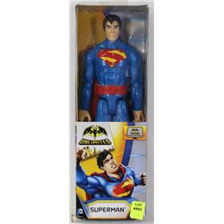 BATMAN ACTION FIGURE  - SUPERMAN FIGURE