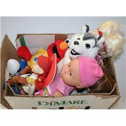 BOX W/3 DOLLS,  HUSKY AND WALT DISNEY'S