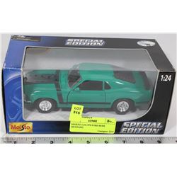 MAISTO 1:24 1970 FORD BOSS MUSTANG