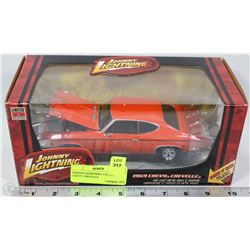 JOHNNY LIGHTNING 1:24 1969 CHEVY CHEVELLE